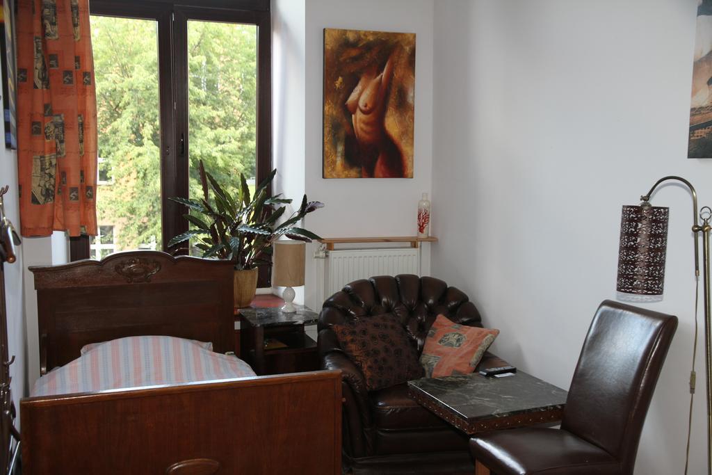 Pokoje Goscinne P.O.W. 17 Łódź Chambre photo